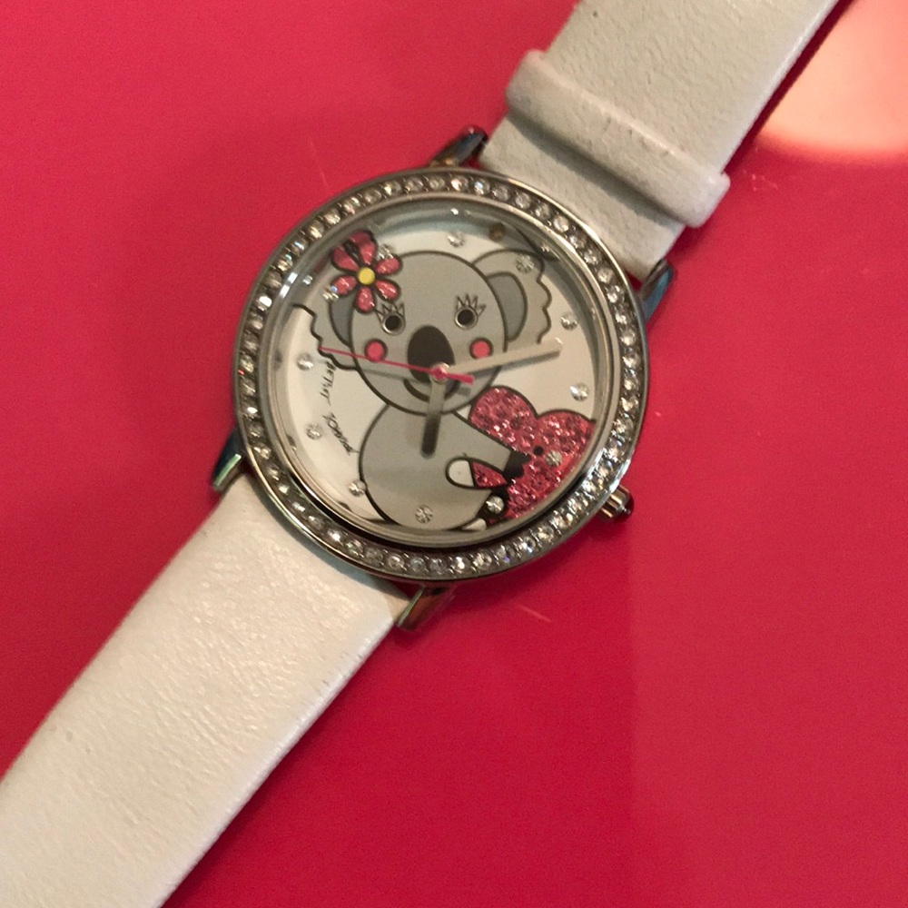 Bet set Johnson watch